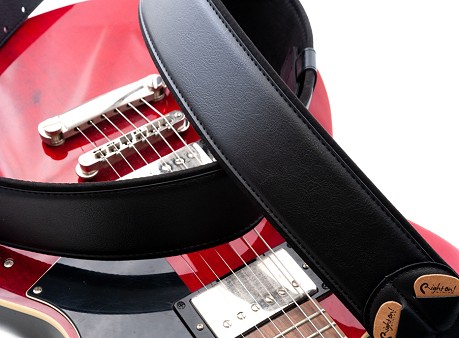 Correa de guitarra cómoda Charm-60 negra 6 cm eco-friendly