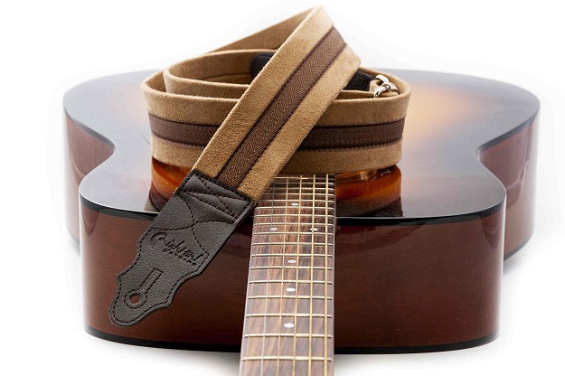 Plain Beige Guitar Strap | Vegan Elegance and Comfort1