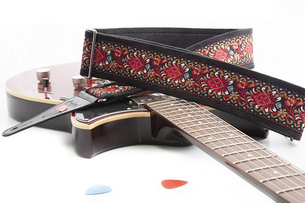 Correa de Guitarra Estilo Hippie y Woodstock  en color rojo5